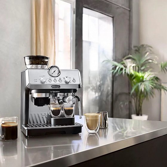 ����� ������ Delonghi La Specialista Arte EC9155 �� �����